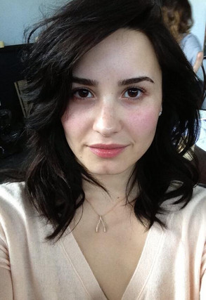 Demi Lovato sem maquiagem, Demi Lovato antes e depois Demi Lovato sem maquiagem, Demi Lovato antes e depois